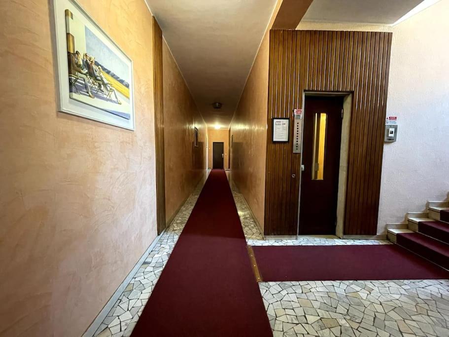 Appartement Amazing Flat With Terrace à Milan Extérieur photo